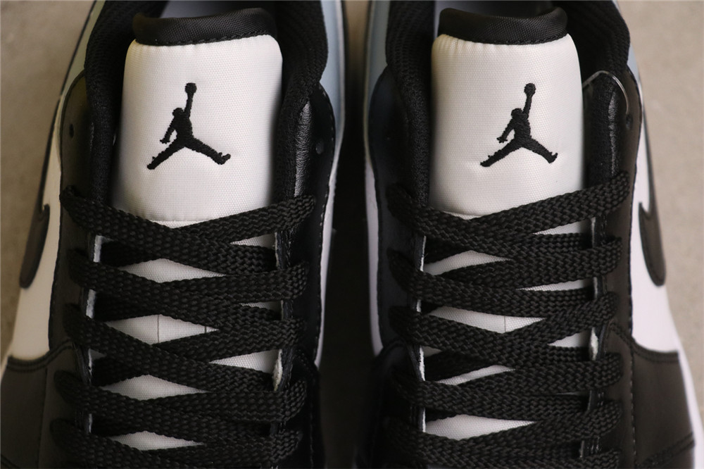 US$40 Air Jordan 1 Low 553558-132 岔寂之地 Size 36-46( 36 36.5 37.5 38 38.5 39 40 40.5 41 42 42.5 43 44 US$40 Air Jordan 1 Low 553558-132 岔寂之地 Size 36-46( 36 36.5 37.5 38 38.5 39 40 40.5 41 42 42.5 43 44
