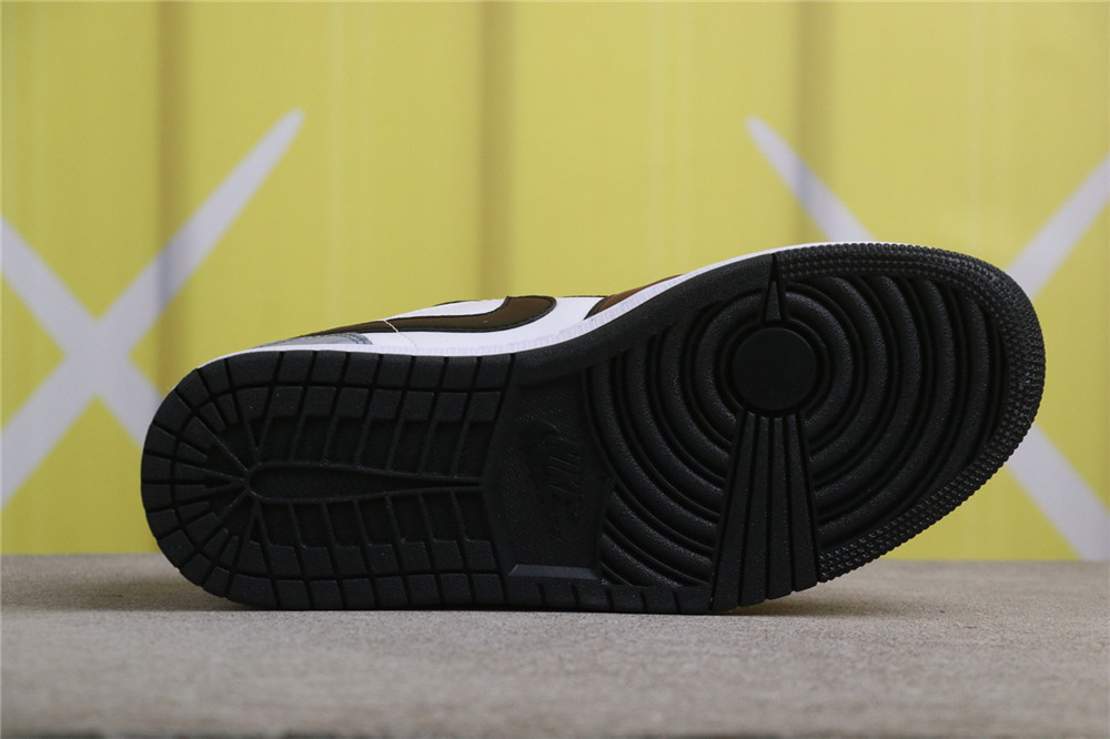 US$40 Air Jordan 1 Low 553558-132 岔寂之地 Size 36-46( 36 36.5 37.5 38 38.5 39 40 40.5 41 42 42.5 43 44 US$40 Air Jordan 1 Low 553558-132 岔寂之地 Size 36-46( 36 36.5 37.5 38 38.5 39 40 40.5 41 42 42.5 43 44