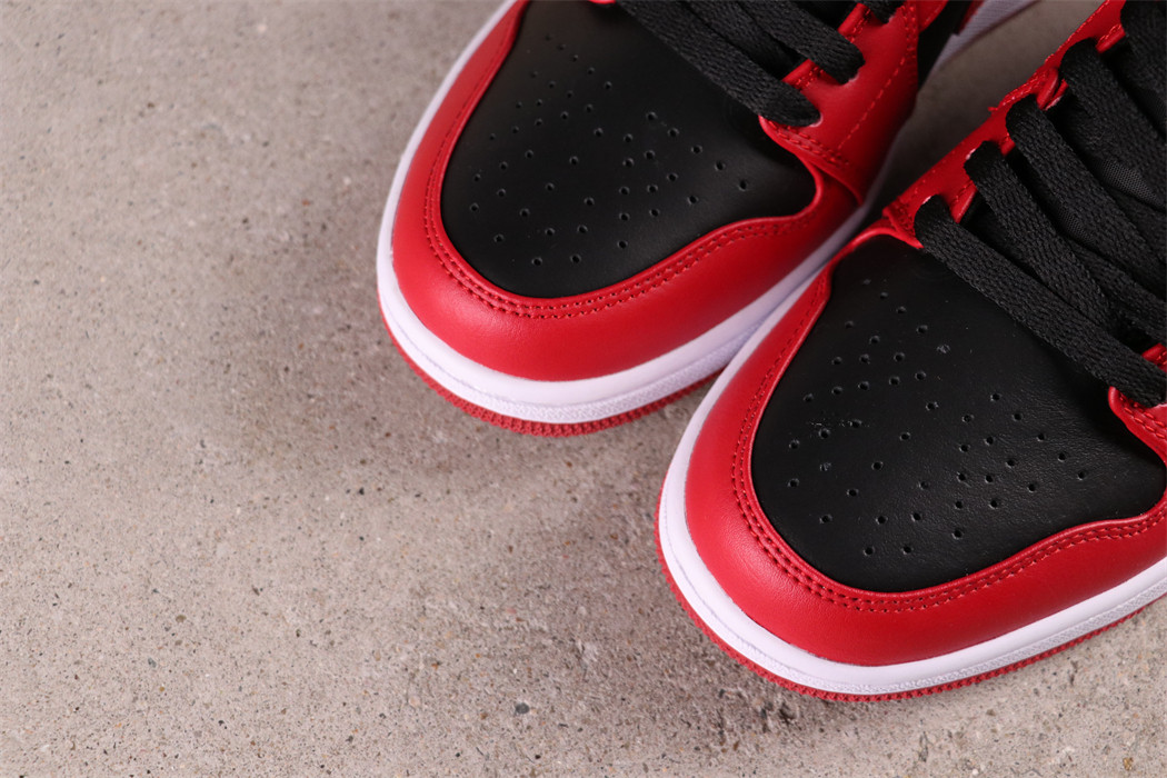 US$40 Air Jordan 1 Low Black Toe Sku 553558-606 Size 36-46
