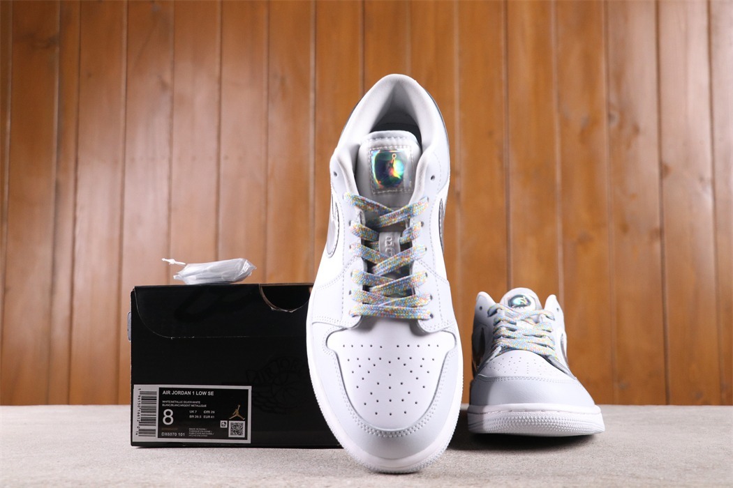 US$40 Air Jordan 1 Low SE DX6070-101 Size 36-46