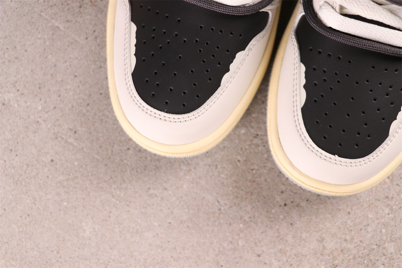 US$40 Air Jordan 1 Low553560-412Size 36-39