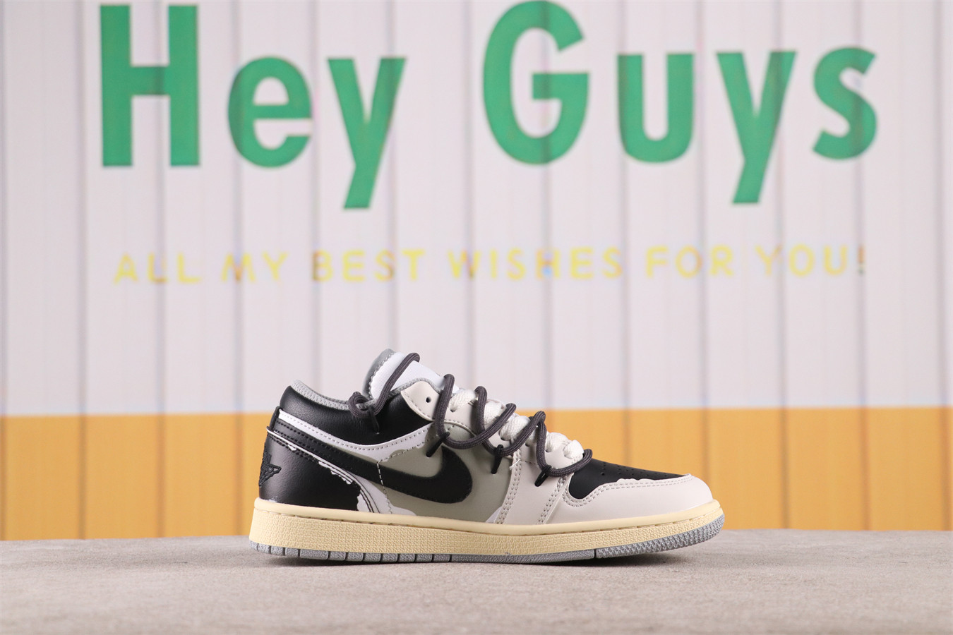 US$40 Air Jordan 1 Low553560-412Size 36-39