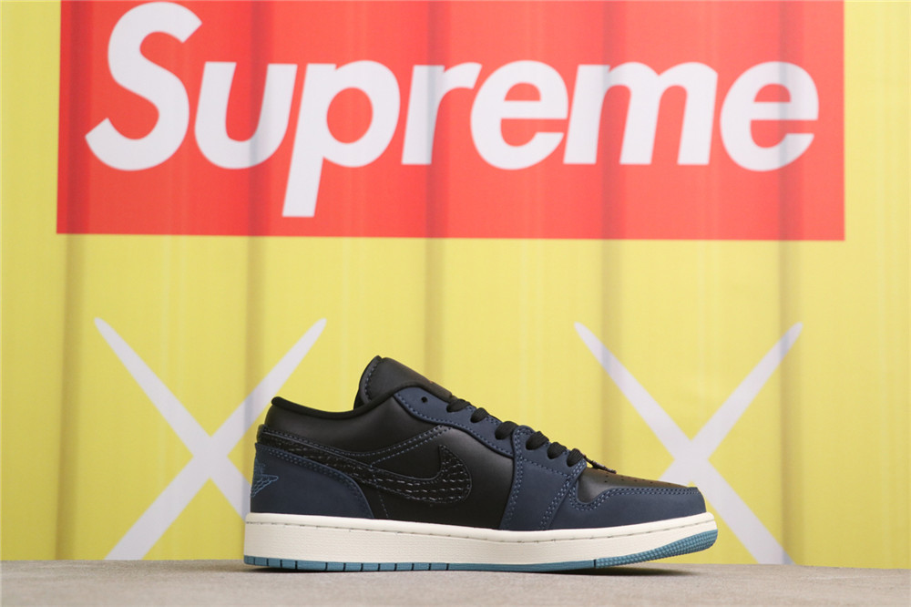 US$40 Air Jordan 1 LowFJ5478-010 黑蓝蛇纹勾 Size 36-46