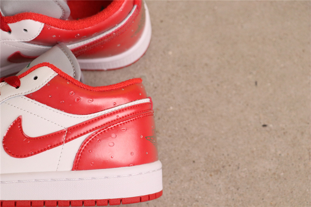 US$44 Air Jordan 1 Low FQ1935-018 白红 Size 36-46(36 36.5 37.5 38 38.5 39 40.5 41 42 42.5 43 44 44.5 US$44 Air Jordan 1 Low FQ1935-018 白红 Size 36-46(36 36.5 37.5 38 38.5 39 40.5 41 42 42.5 43 44 44.5