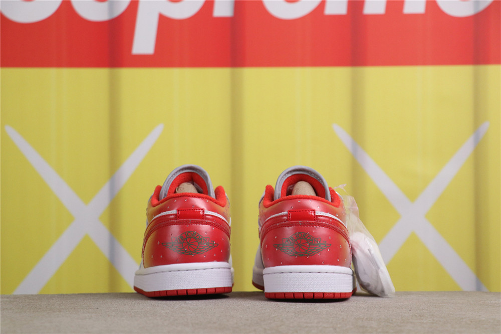 US$44 Air Jordan 1 Low FQ1935-018 白红 Size 36-46(36 36.5 37.5 38 38.5 39 40.5 41 42 42.5 43 44 44.5 US$44 Air Jordan 1 Low FQ1935-018 白红 Size 36-46(36 36.5 37.5 38 38.5 39 40.5 41 42 42.5 43 44 44.5