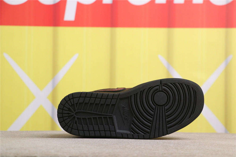 US$44 Air Jordan 1 Low HJ7743-010 蛇纹黑漆皮 Size 36-46( 36 36.5 37.5 38 38.5 39 40 40.5 41 42 42.5 43 4 US$44 Air Jordan 1 Low HJ7743-010 蛇纹黑漆皮 Size 36-46( 36 36.5 37.5 38 38.5 39 40 40.5 41 42 42.5 43 4