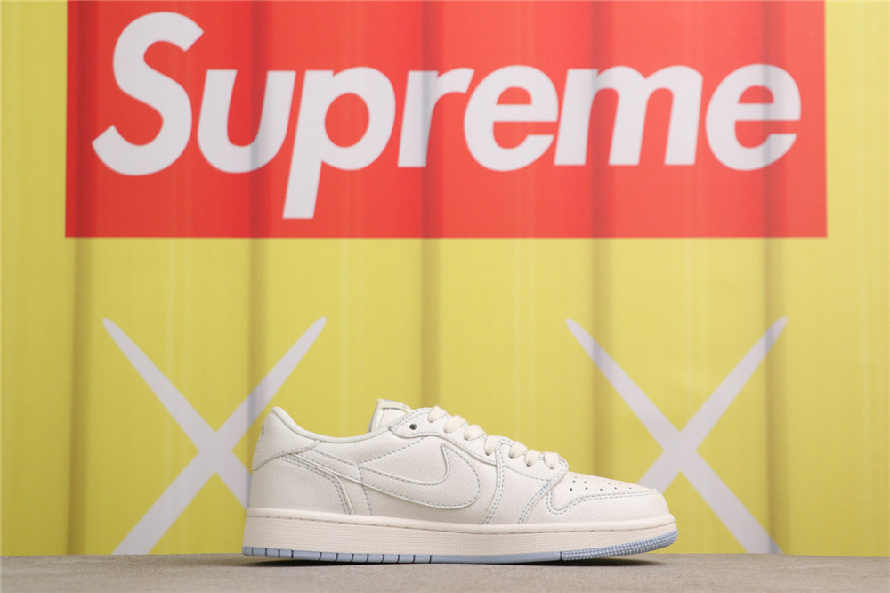 US$44 Air Jordan 1 Low QY0568-965 白浅蓝 Size 36-45（ 36 36.5 37.5 38 38.5 39 40 40.5 41 42 42.5 43 44