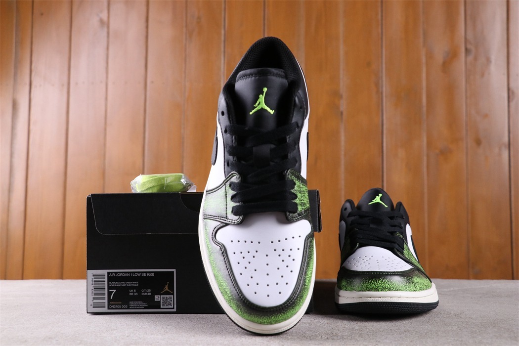 US$44 Air Jordan 1 Low “Wear Away”DN3705-003Size 36-46