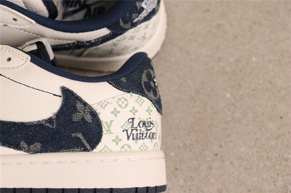 US$44 Air Jordan Travis Scott x Air Jordan 1 Low OG SP SJ2068-004 LV白蓝牛仔 Size 35.5-47.5 US$44 Air Jordan Travis Scott x Air Jordan 1 Low OG SP SJ2068-004 LV白蓝牛仔 Size 35.5-47.5