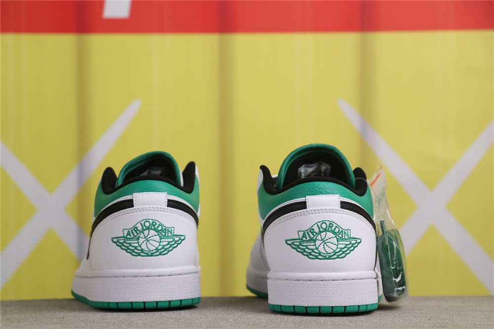 US$44 Nike SB x Air Jordan 1 Low 553560-129 幸运绿 Size 36-46(36 36.5 37.5 38 38.5 39 40 40.5 41 42 42 US$44 Nike SB x Air Jordan 1 Low 553560-129 幸运绿 Size 36-46(36 36.5 37.5 38 38.5 39 40 40.5 41 42 42