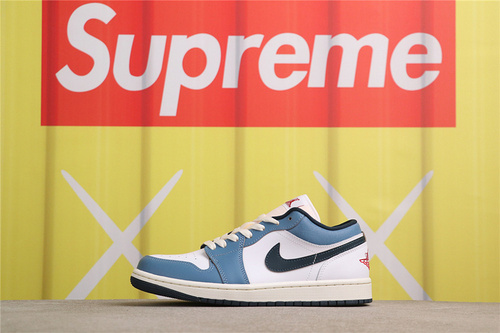 US$48 Air Jordan 1 Low SE HM3711-144 白蓝红 Size 40-46（ 40 40.5 41 42 42.5 43 44 44.5 45 46）