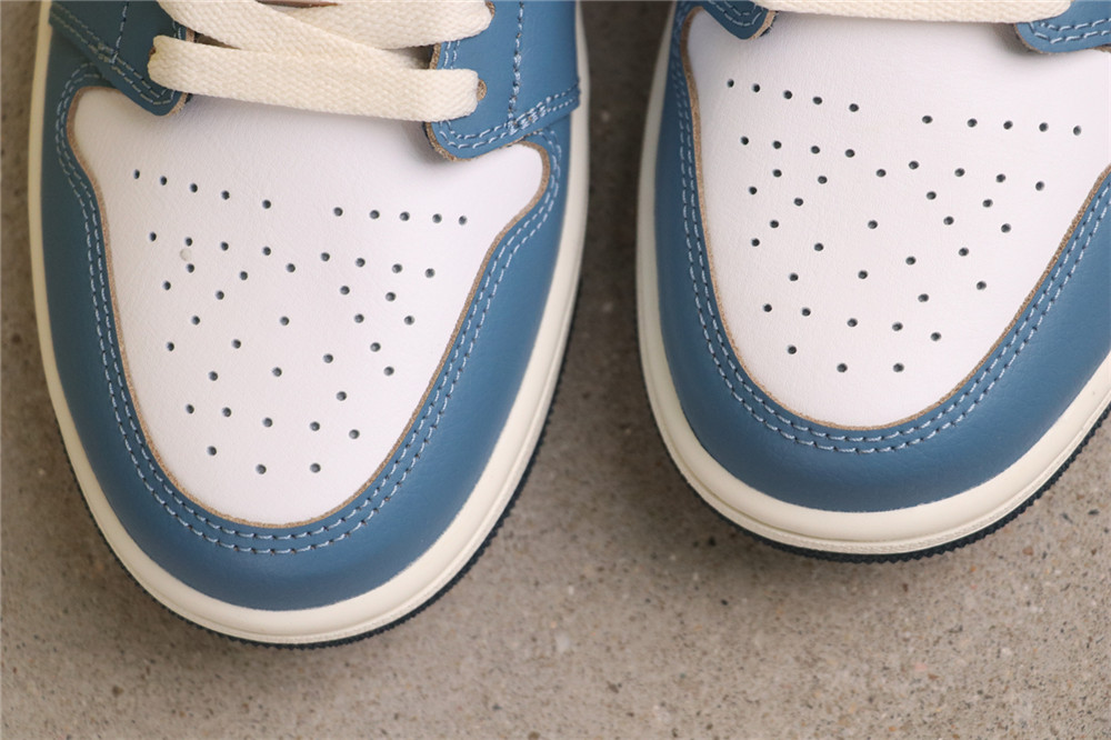 US$48 Air Jordan 1 Low SE HM3711-144 白蓝红 Size 40-46（ 40 40.5 41 42 42.5 43 44 44.5 45 46）