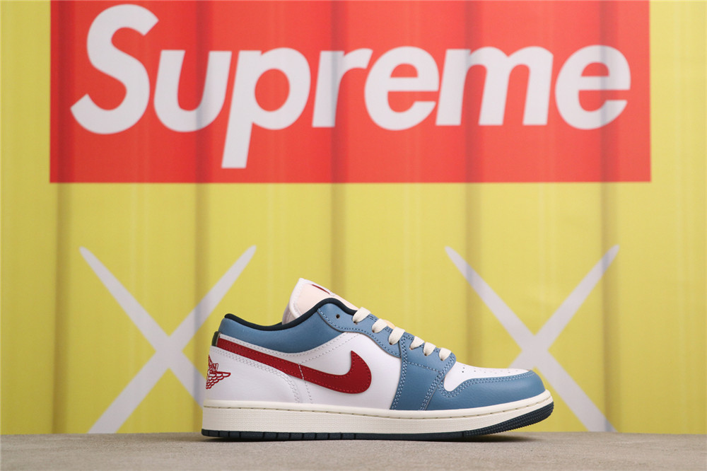 US$48 Air Jordan 1 Low SE HM3711-144 白蓝红 Size 40-46（ 40 40.5 41 42 42.5 43 44 44.5 45 46）