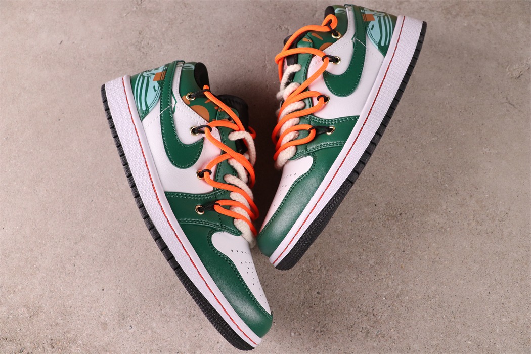 US$48 Travis Scott x Air Jordan 1 Low 553558-062 Size 35.5-47.5