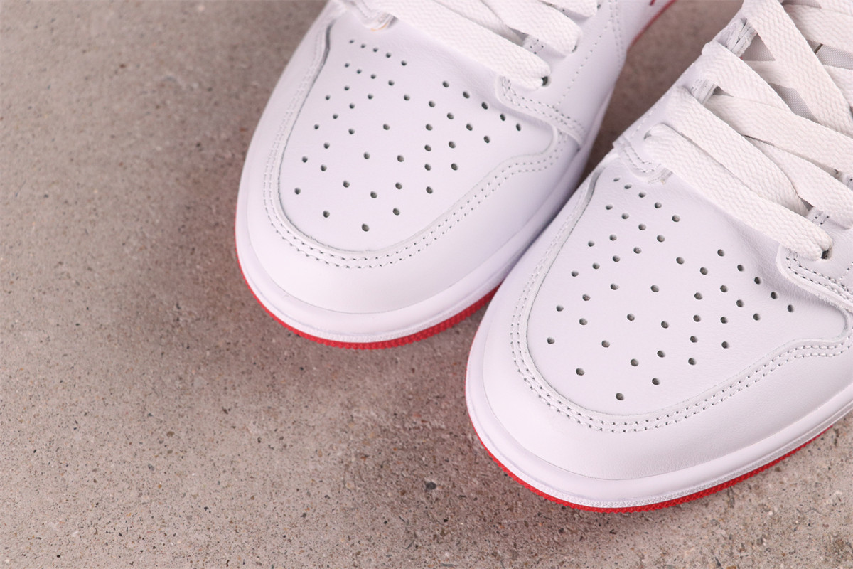 US$53 Air Jordan 1 Low University Red CZ0790-161 Size 40-47.5