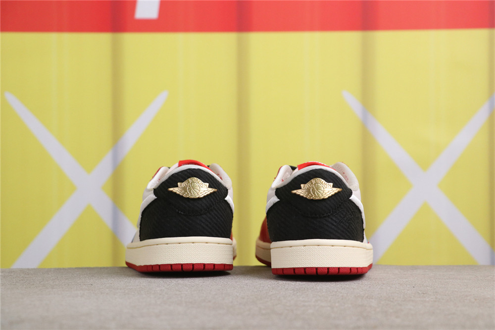 US$53 Trophy Room x Air Jordan 1 Low Home HV6157-100 芝加哥白红 Size 40-47.5 US$53 Trophy Room x Air Jordan 1 Low Home HV6157-100 芝加哥白红 Size 40-47.5