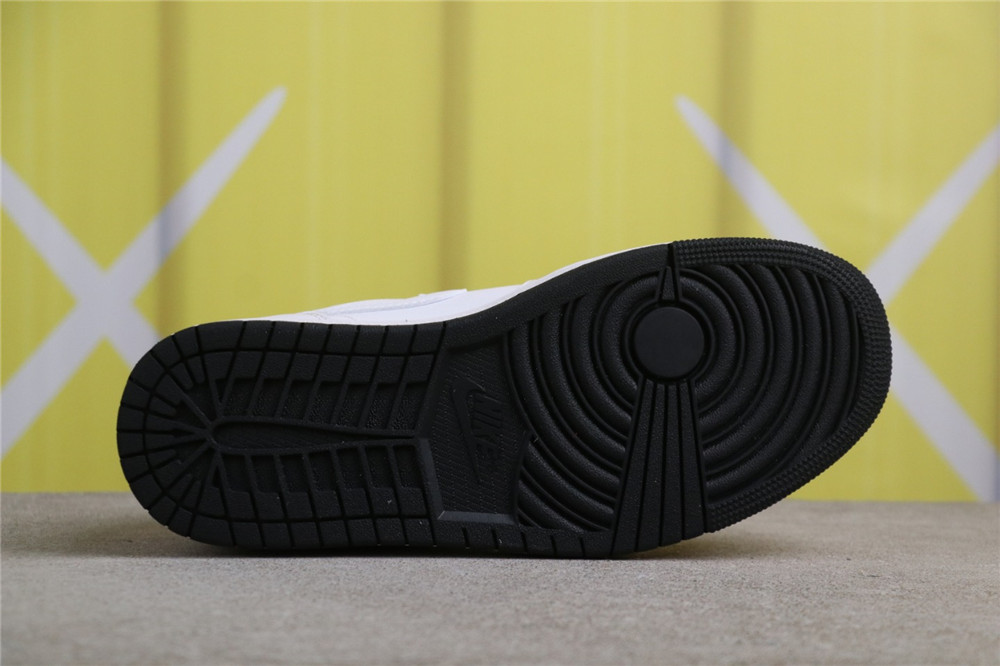 USD$35 Air Jordan 1 Low GS Paint Drip 553558-164 白红 Size 36-46（36 36.5 37.5 38 38.5 39 40 40.5 41 4