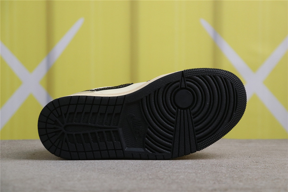 USD$35 Air Jordan 1 Low SE COCONUT MILKBLACK HQ3437-101 椰奶黑 Size 36-46 USD$35 Air Jordan 1 Low SE COCONUT MILKBLACK HQ3437-101 椰奶黑 Size 36-46