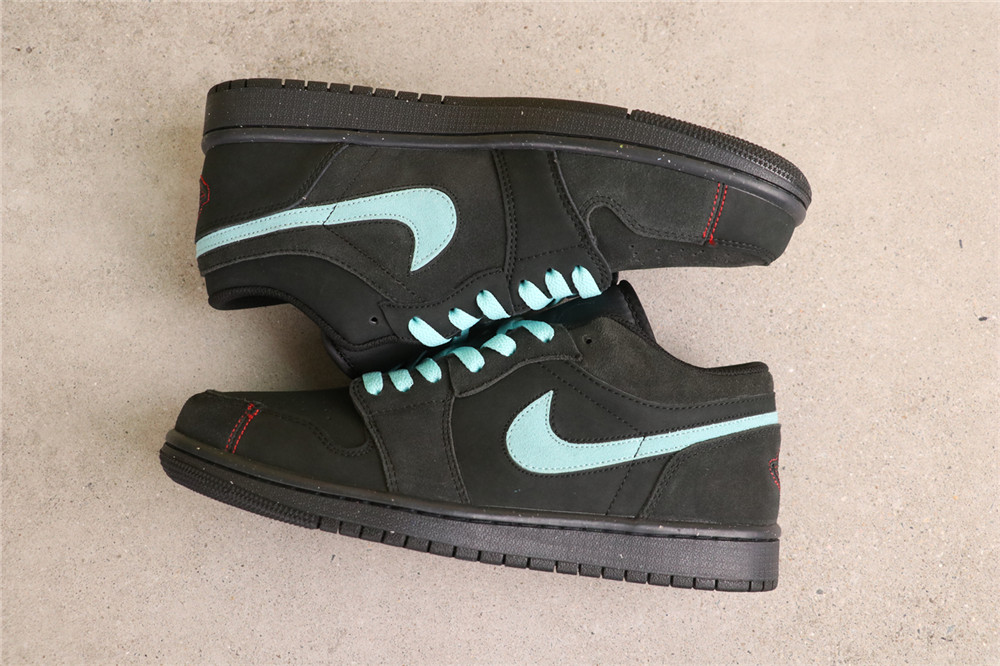 USD$35 Air Jordan 1 Low SE FD8635-001 黑灰蒂芙尼 Size 36-46(36 36.5 37.5 38 38.5 39 40 40.5 41 42 42.5 4 USD$35 Air Jordan 1 Low SE FD8635-001 黑灰蒂芙尼 Size 36-46(36 36.5 37.5 38 38.5 39 40 40.5 41 42 42.5 4