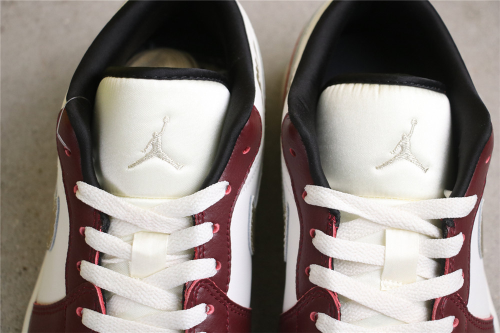 USD$35 Air Jordan 1 low FJ5735-100 悟空金羽钩 Size 36-46（36 36.5 37.5 38 38.5 39 40.5 41 42 42.5 43 44 4