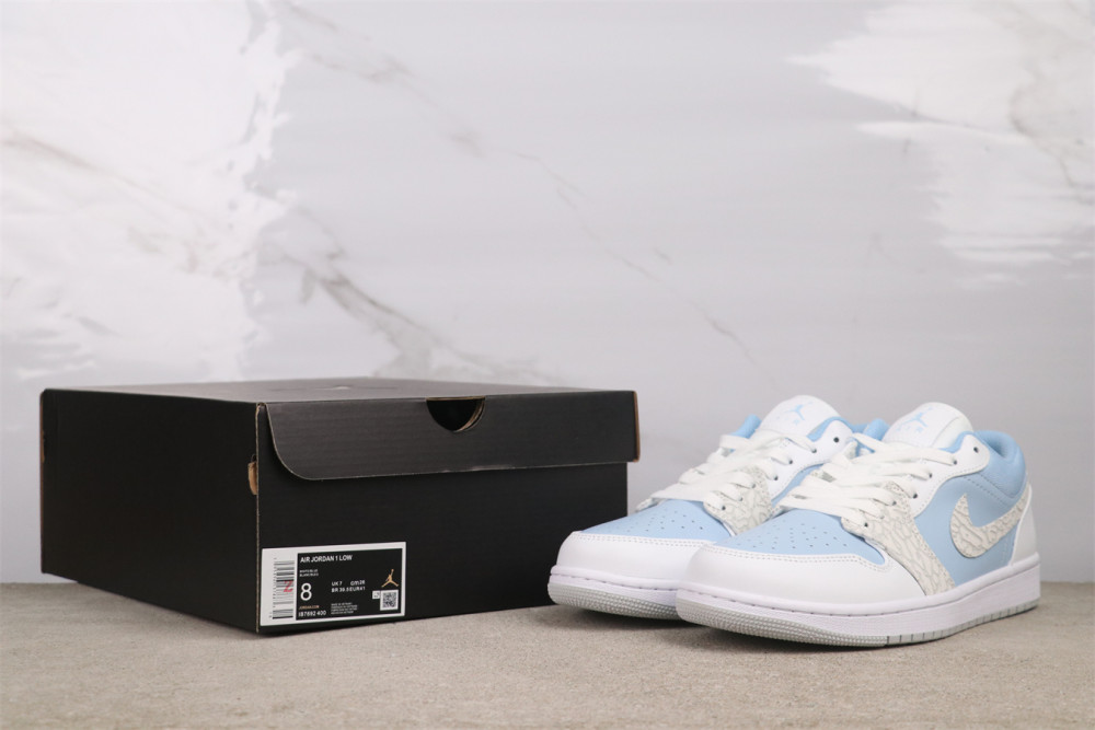 ????USD$35 Air Jordan Low   Style：IB7692-400