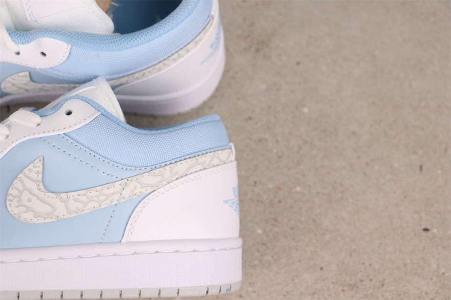 ????USD$35 Air Jordan Low   Style：IB7692-400