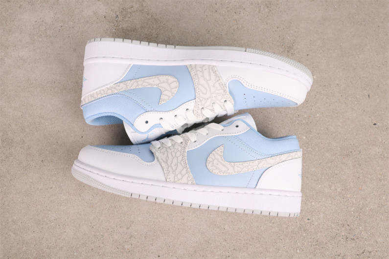????USD$35 Air Jordan Low   Style：IB7692-400