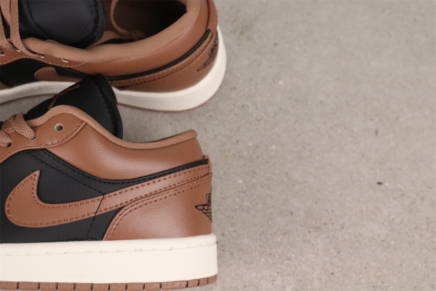 ????USD$40 Air Jordan 1 Low   Style：DC0774-021