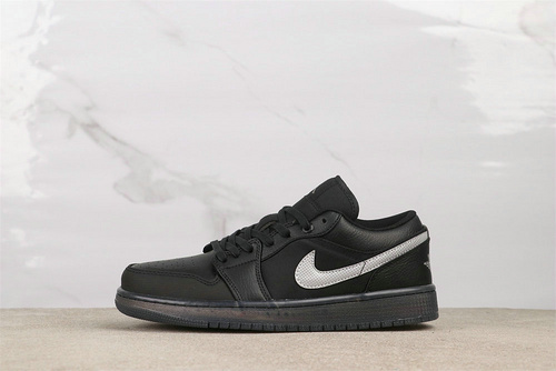 ????USD$40 Air Jordan 1 Low  Style：HV5968-001