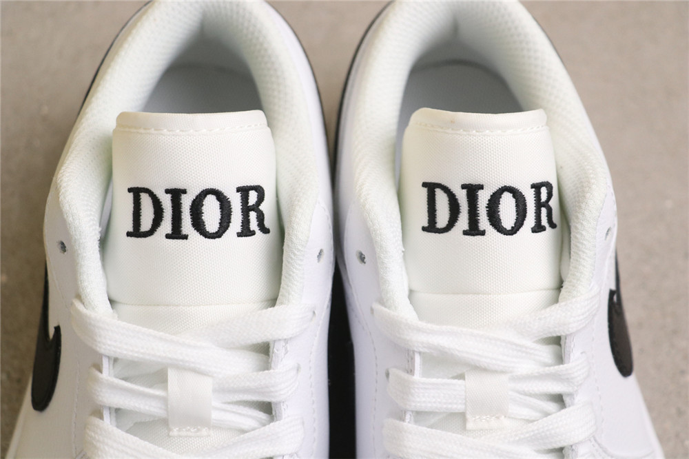 USD$40 Air Jordan 1 Low HF3188-106 白黑古驰 Size 36-45(36 36.5 37.5 38 38.5 39 40 40.5 41 42 42.5 43 44 USD$40 Air Jordan 1 Low HF3188-106 白黑古驰 Size 36-45(36 36.5 37.5 38 38.5 39 40 40.5 41 42 42.5 43 44