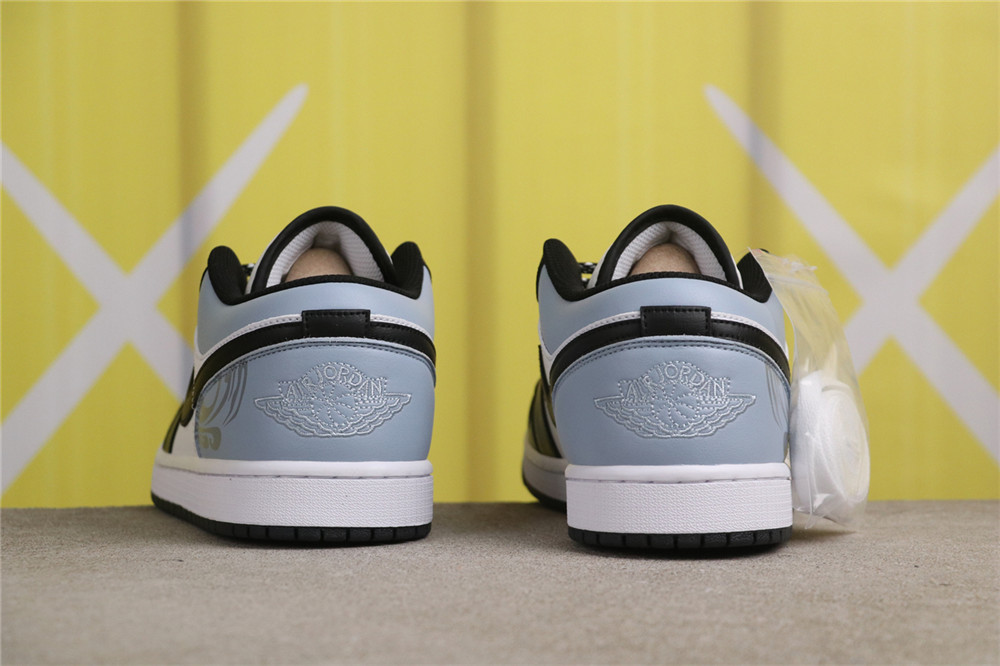 USD$44 Air Jordan 1 Low 553558-132 岔寂之地 Size 36-46（ 36 36.5 37.5 38 38.5 39 40 40.5 41 42 42.5 43 4