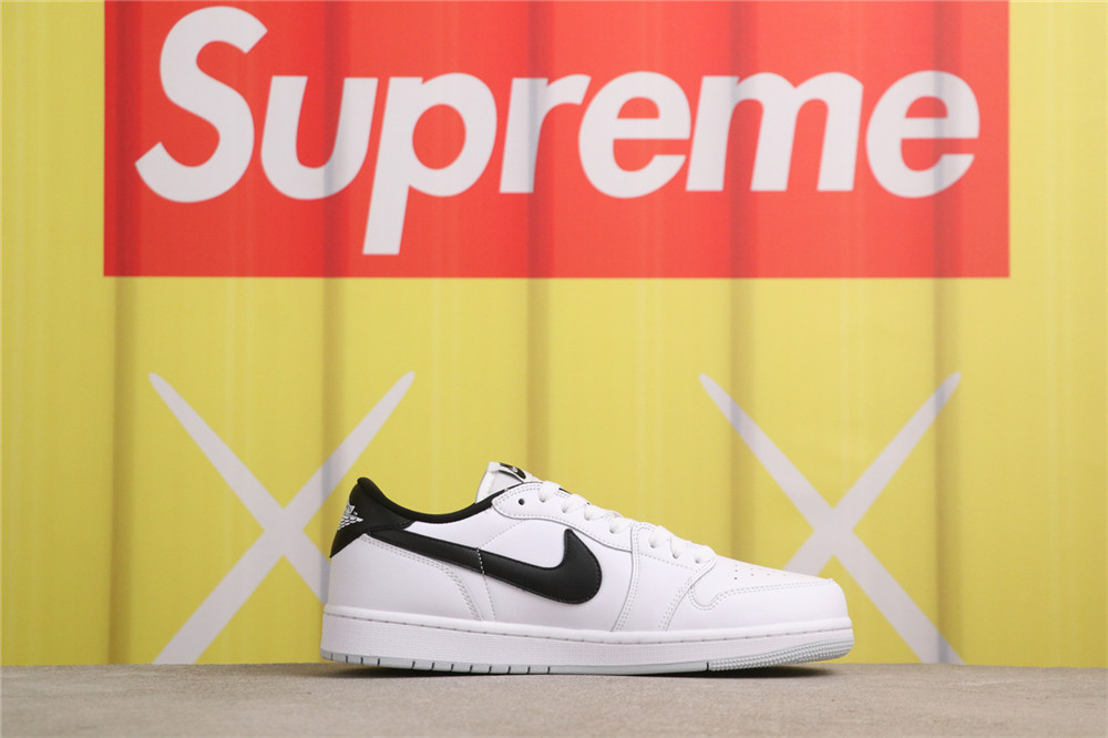 USD$44 Air Jordan 1 Low '85 METALLIC BLACK FB9933-102 黑金属 Size 36-46 USD$44 Air Jordan 1 Low '85 METALLIC BLACK FB9933-102 黑金属 Size 36-46