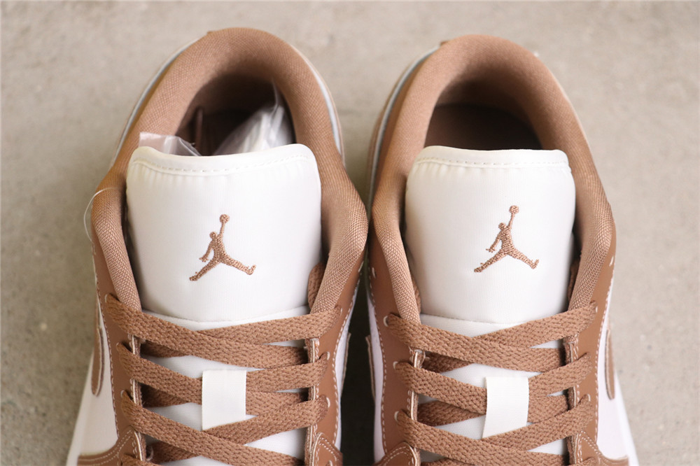 USD$44 Air Jordan 1 Low DC0774-202 米粉 Size 36-46（36 36.5 37.5 38 38.5 39 40 40.5 41 42 42.5 43 44 4
