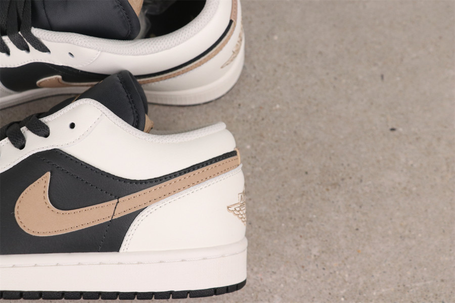 ????USD$44 Air Jordan 1 Low Style：IH0649-021