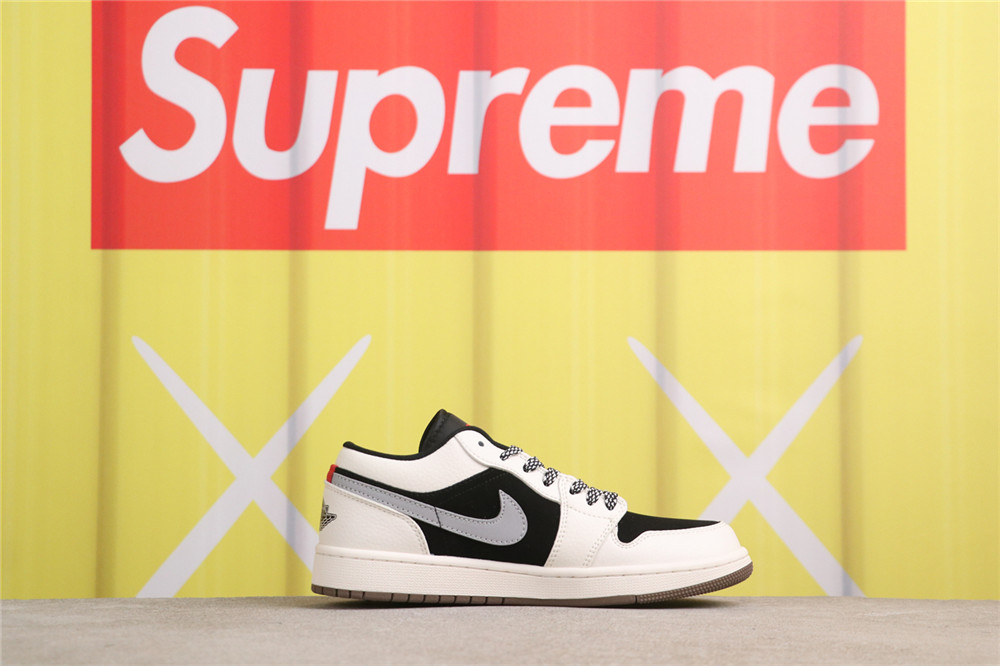 USD$44 Air Jordan 1 Low XX2401-001 Supreme米黑 Size 36-45(36 36.5 37.5 38 38.5 39 40 40.5 41 42 42.5 USD$44 Air Jordan 1 Low XX2401-001 Supreme米黑 Size 36-45(36 36.5 37.5 38 38.5 39 40 40.5 41 42 42.5