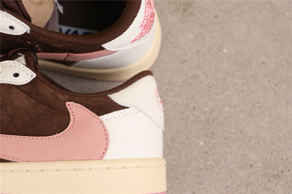 USD$44 Air Jordan Travis Scott x Air Jordan 1 Low DZ4137-206 棕粉 Size 36-46 USD$44 Air Jordan Travis Scott x Air Jordan 1 Low DZ4137-206 棕粉 Size 36-46