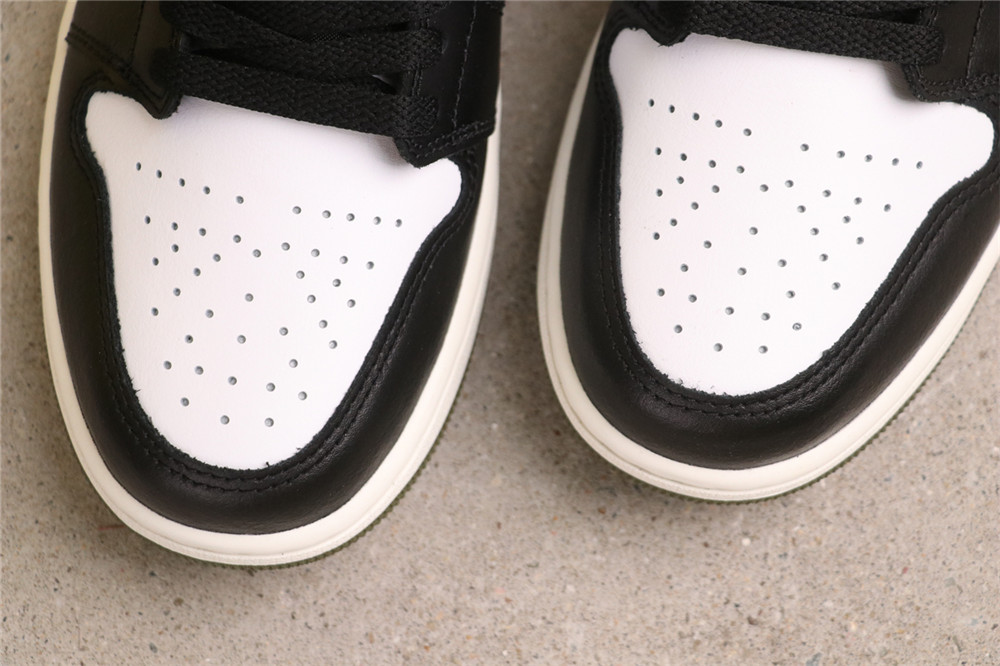 USD$48 Air Jordan 1 Low 553558-092 黑绿脚趾 Size 35.5-46（35.5 36 36.5 37.5 38 38.5 39 40 40.5 41 42 42.