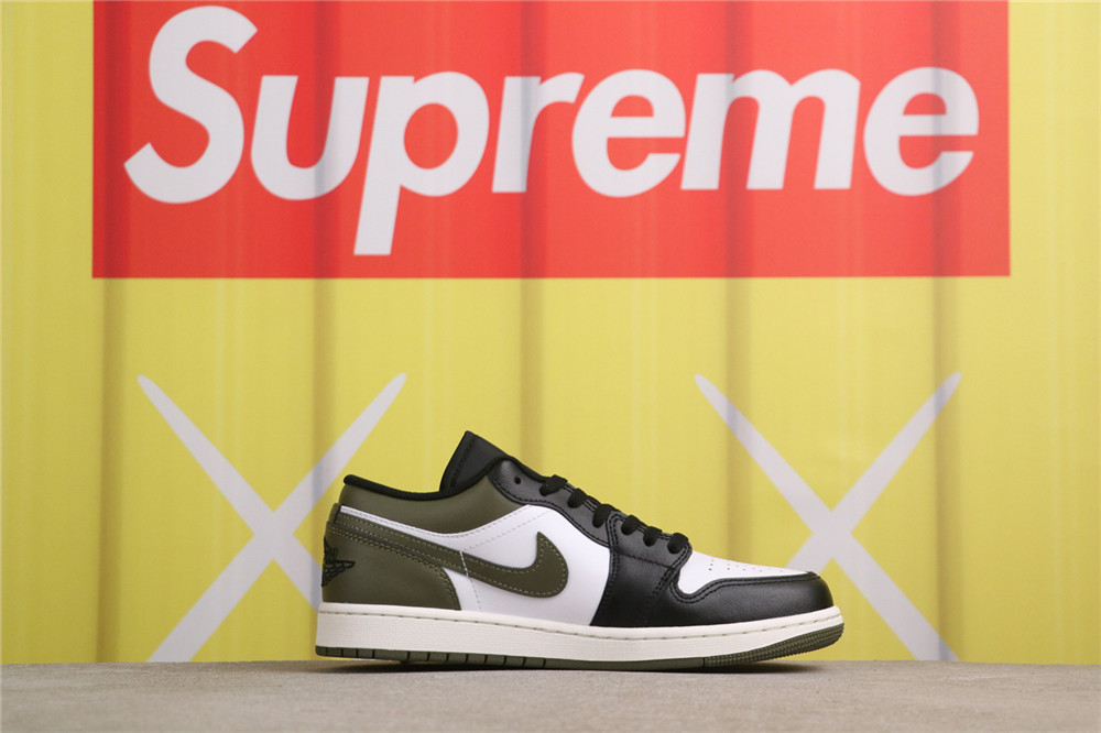 USD$48 Air Jordan 1 Low 553558-092 黑绿脚趾 Size 35.5-46（35.5 36 36.5 37.5 38 38.5 39 40 40.5 41 42 42.