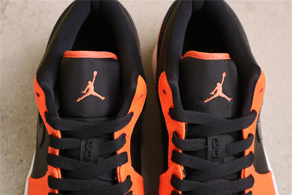 USD$48 Air Jordan 1 Low SE Black Orange CK3022-008 黑橙 Size 40-45 USD$48 Air Jordan 1 Low SE Black Orange CK3022-008 黑橙 Size 40-45