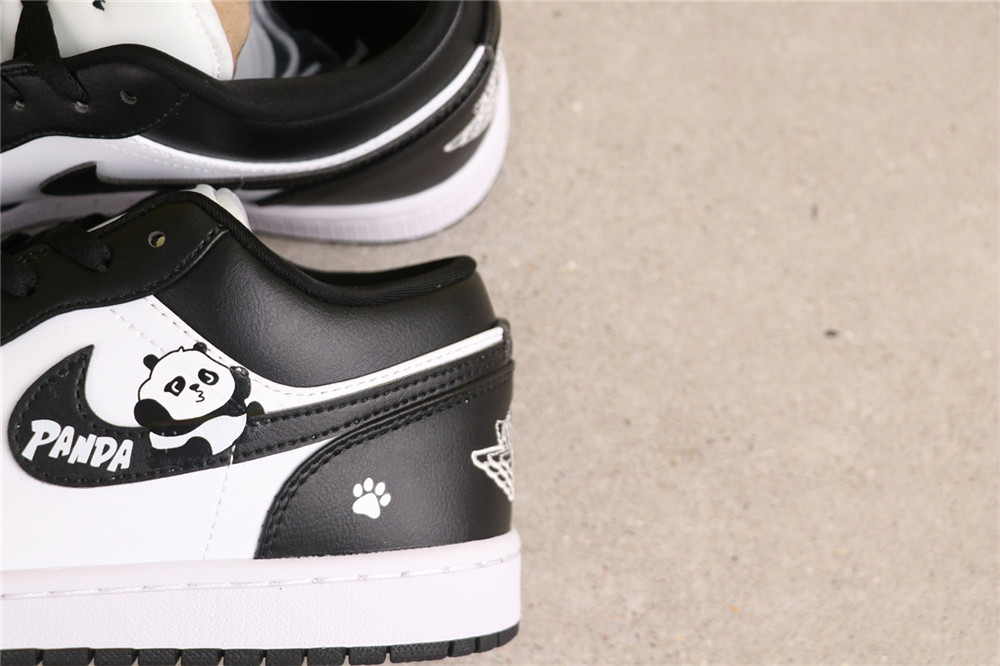 USD$48 Air Jordan A Air Jordan 1 Low Panda DC0774-101 手绘黑白熊猫 Size 36-47.5