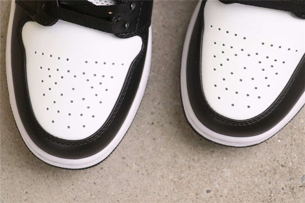 USD$48 Air Jordan A Air Jordan 1 Low Panda DC0774-101 手绘黑白熊猫 Size 36-47.5