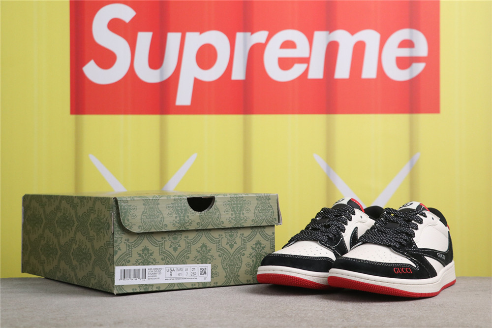 USD$53 Air Jordan 1 Low OG SP XY2688-123 古驰印花白黑红 Size 36-45（ 36 36.5 37.5 38 38.5 39 40 40.5 41 42