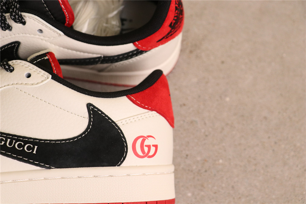 USD$53 Air Jordan 1 Low OG SP XY2688-123 古驰印花白黑红 Size 36-45（ 36 36.5 37.5 38 38.5 39 40 40.5 41 42