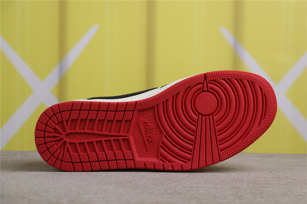 USD$53 Air Jordan 1 Low OG SP XY2688-123 古驰印花白黑红 Size 36-45（ 36 36.5 37.5 38 38.5 39 40 40.5 41 42