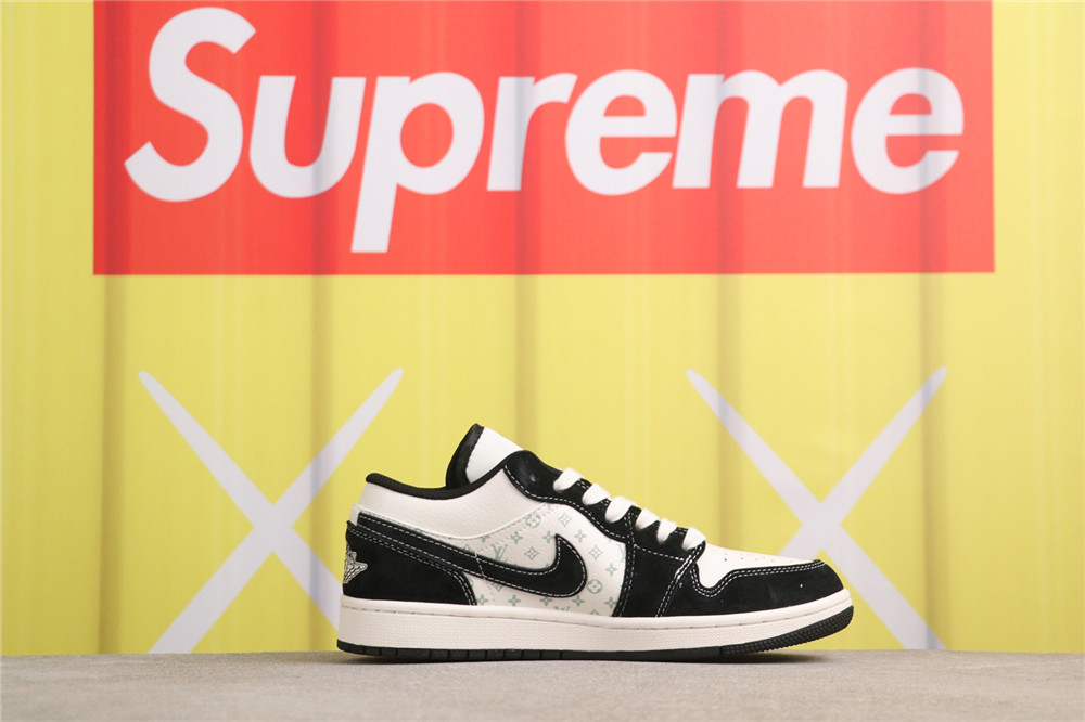 USD$53 Air Jordan 1 Low SJ9950-001 LV印花黑白 Size 36-45(36 36.5 37.5 38 38.5 39 40 40.5 41 42 42.5 43 USD$53 Air Jordan 1 Low SJ9950-001 LV印花黑白 Size 36-45(36 36.5 37.5 38 38.5 39 40 40.5 41 42 42.5 43