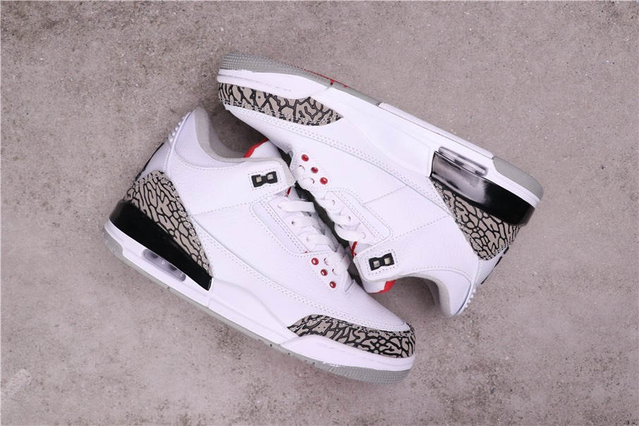40USD Air Jordan 3 “Varsity Royal”310004-132 40-47.5