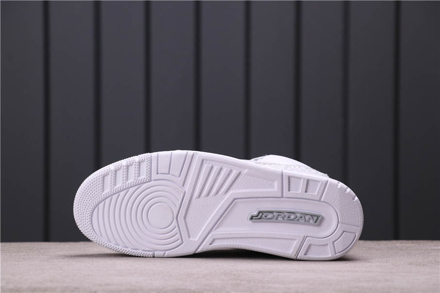 40USD Air Jordan 3 WMNS “Laser Orange”318376-110 40-47.5