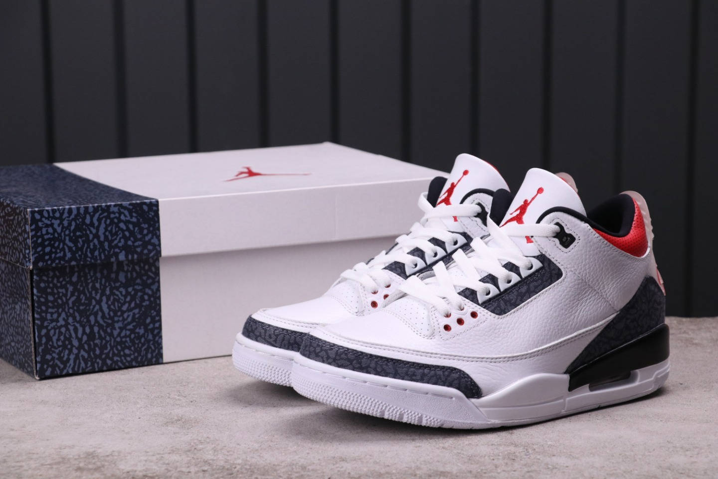 100USD Air Jordan 3 SE DNM“ Fire Red” CZ6431-100 SIZE 40-46.5