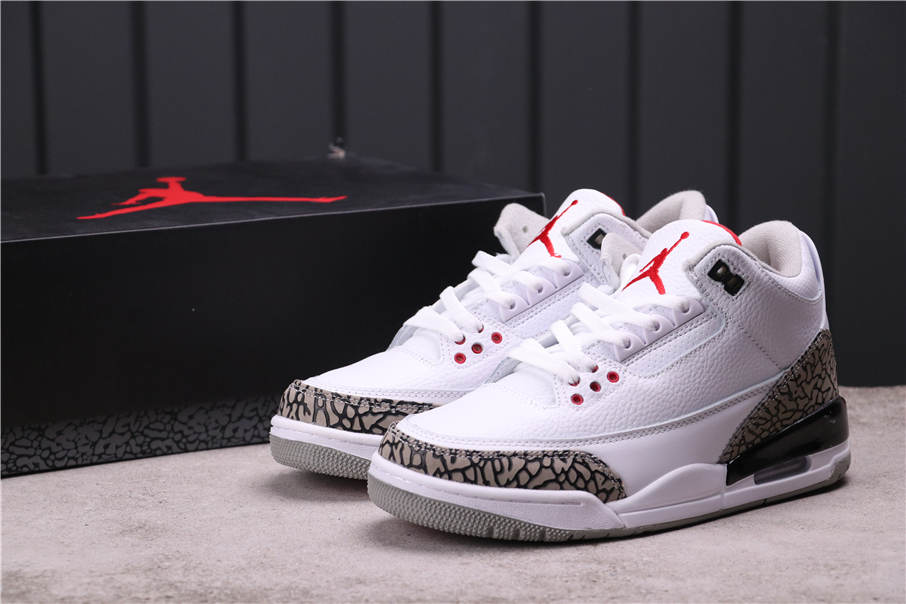 40USD Air Jordan 3 “Varsity Royal”310004-132 40-47.5