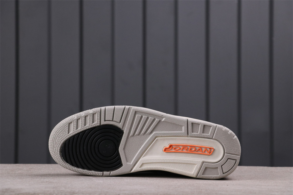 44USD Air Jordan 3 Desert Cement CT8532-008 SIZE 40-45